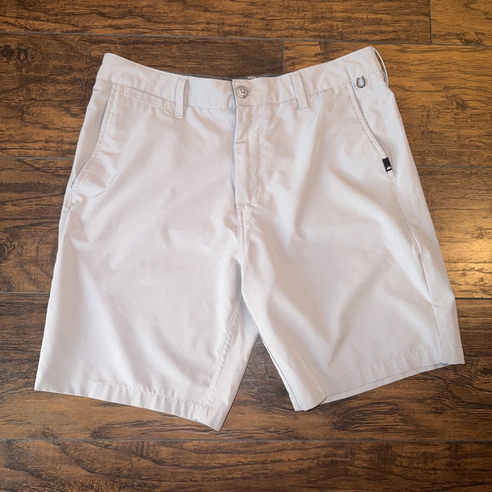 Quiksilver Amphibian Hybrid Chino Shorts Mens Size 32 Khaki Stretch